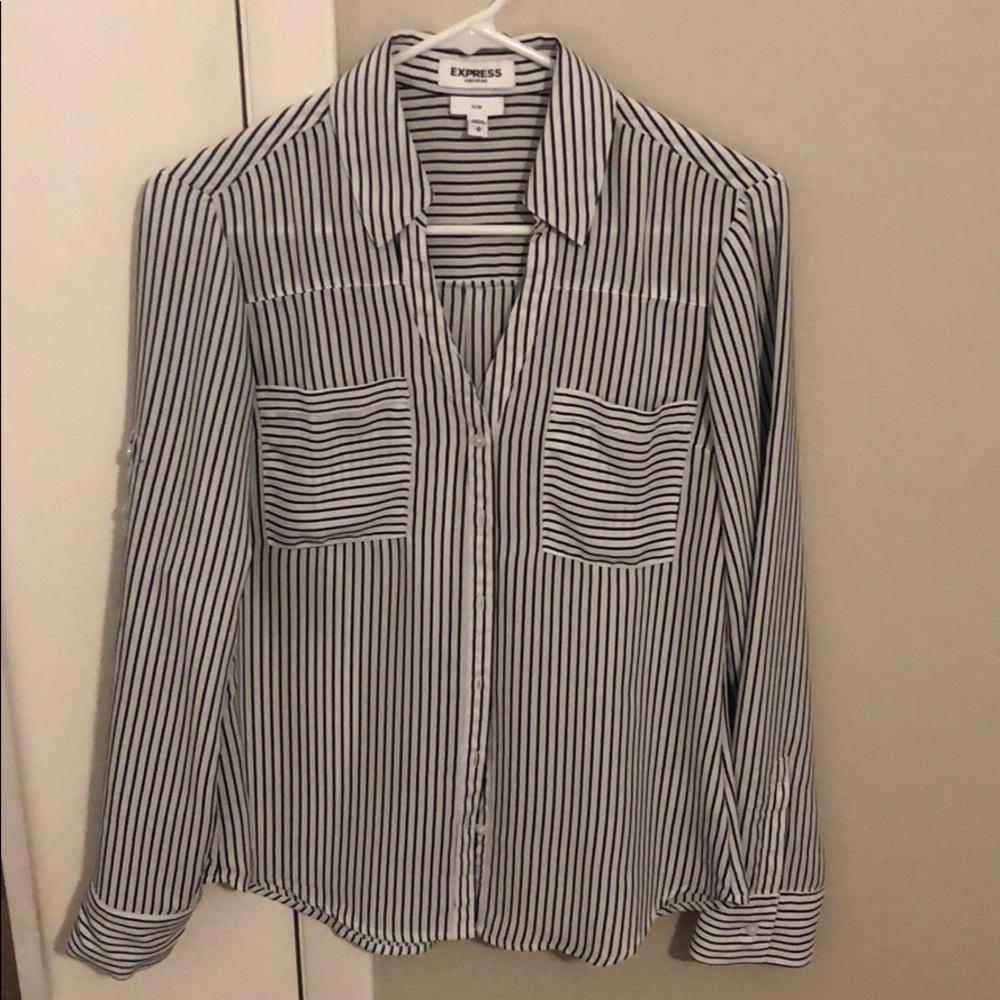 Express button down